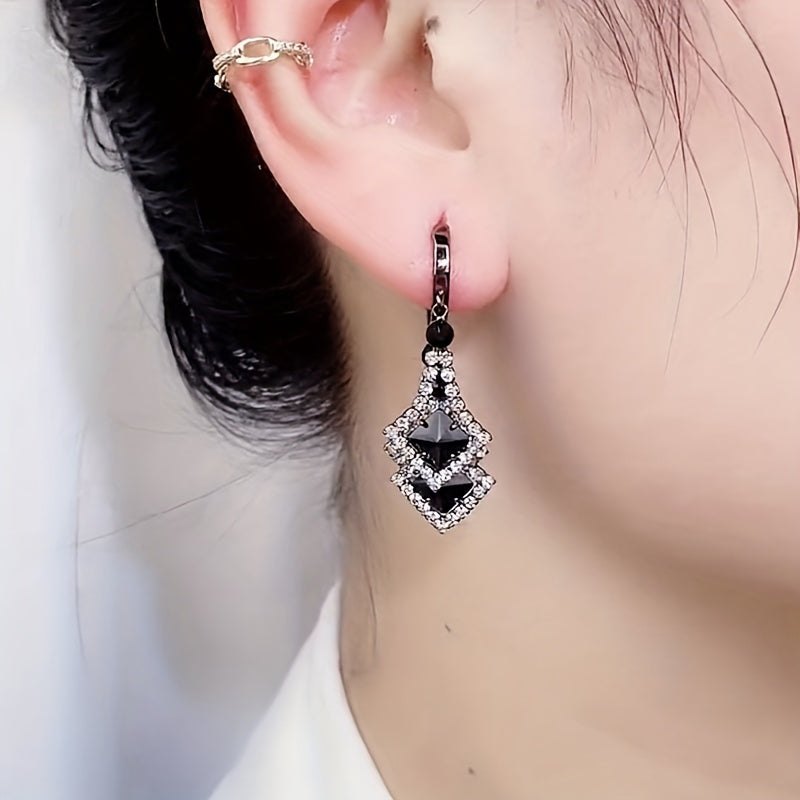 Rhombus Shape Black zirconia Decor Dangle Earrings Retro Elegant Style Alloy Jewelry Versatile Ornaments For Women Dupes Luxury Jewelry