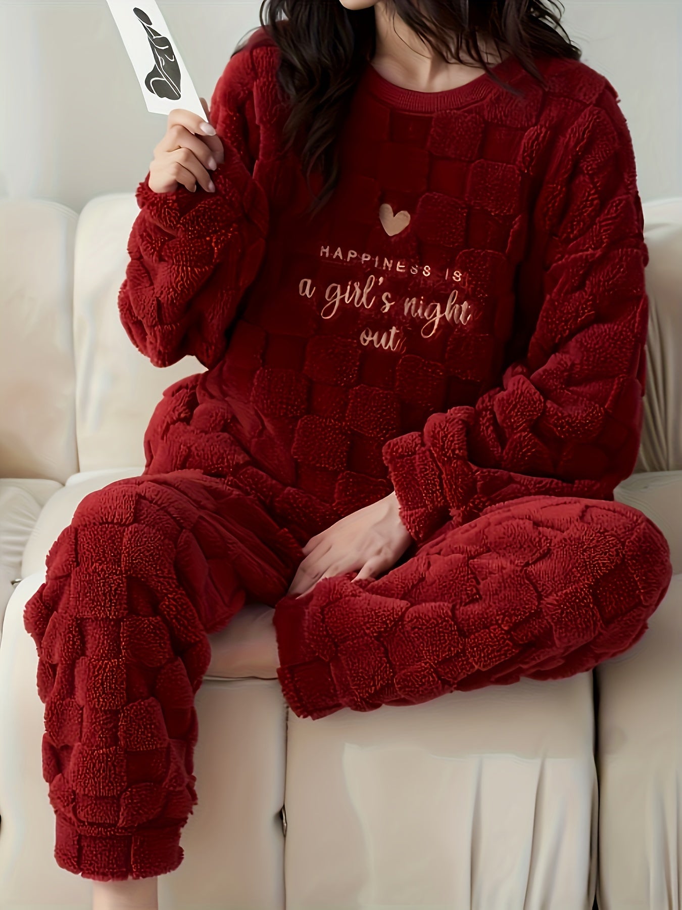 Cozy Coral Fleece Women's Pajama Set - Heart Pattern, Long Sleeve & Pants, Machine Washable - Perfect for Fall/Winter