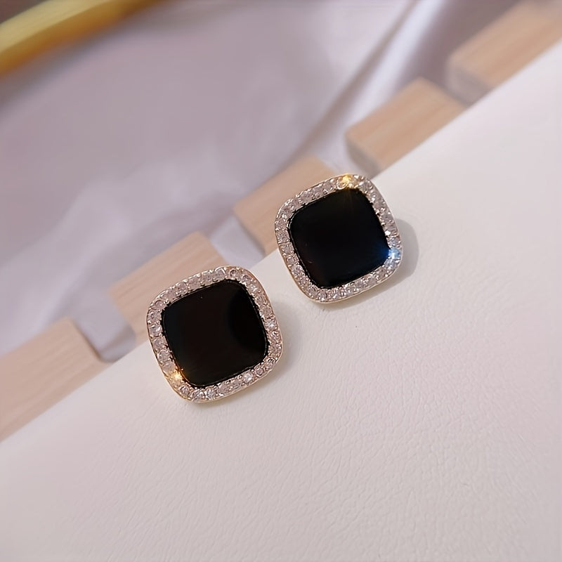 1 Pair Elegant Black Square Stud Earrings, Korean Style Zinc Alloy Jewelry, Minimalist Design, Versatile Fashion Accessories For Women