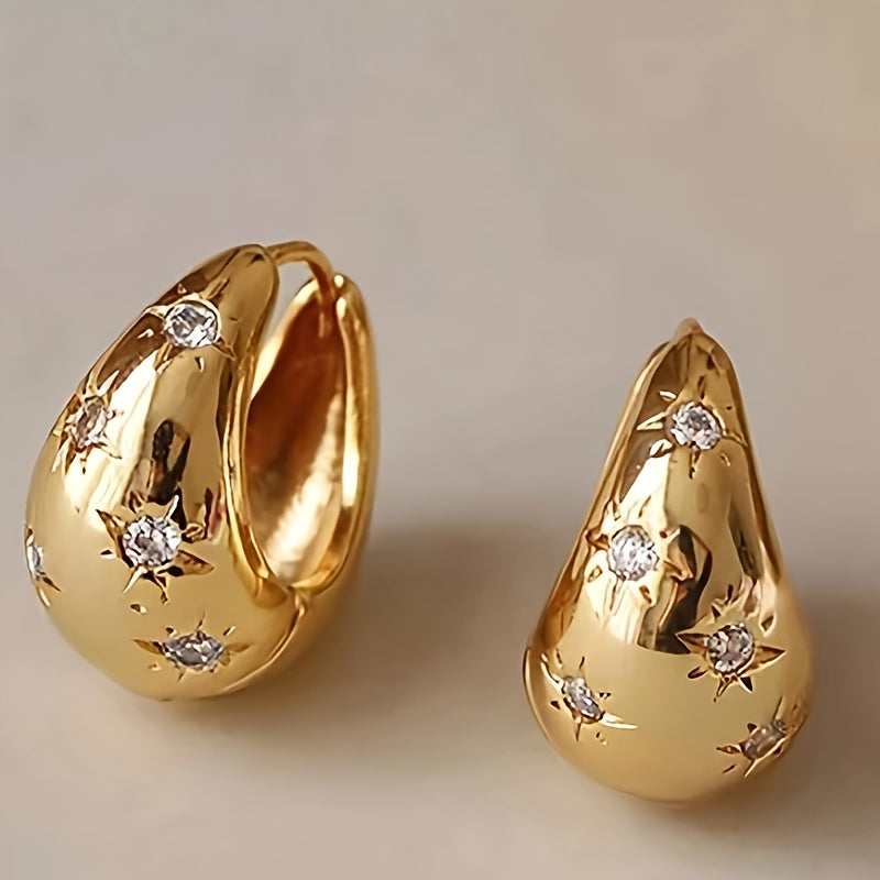 A Pair Of Exaggerated Golden Spherical Star-shaped Earrings With A European And American Texture For Women