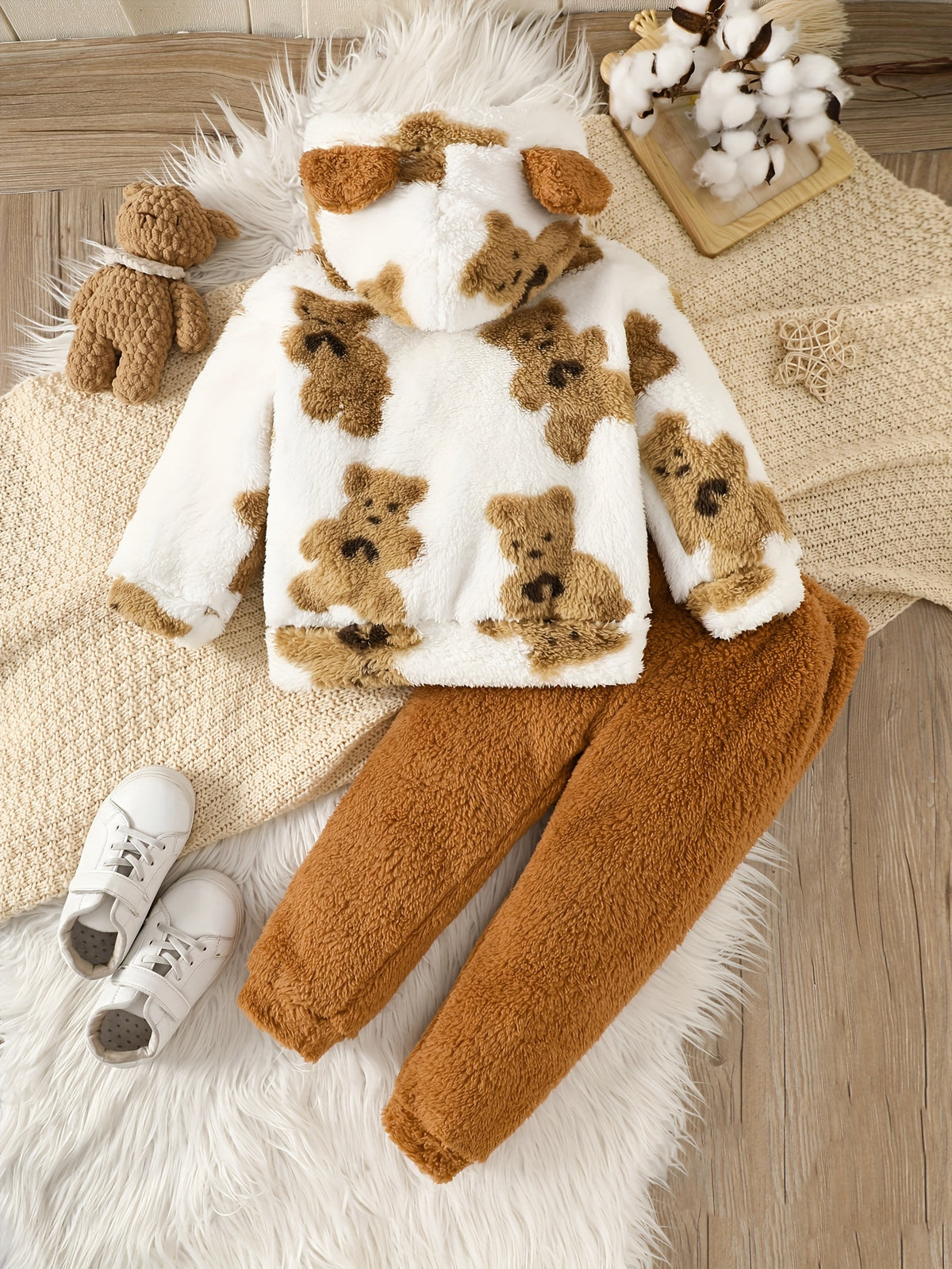 Girls' Cute and Popular White Bear Three-dimensional Ears Double-sided Flannel Plus Velvet Thickened Warm Hoodie Color-Matching Pocket Suit Suitable for Casual Attire