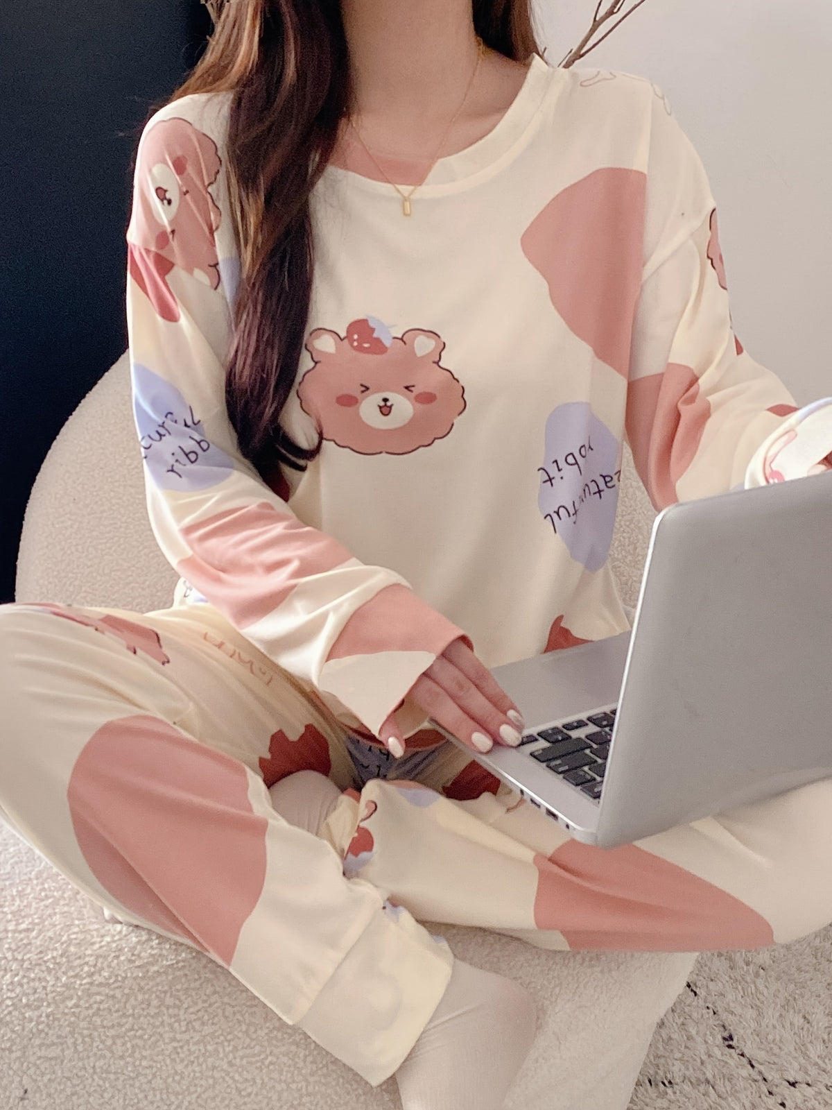 Cute Bear & Letter Print Pajama Set, Long Sleeve Crew Neck Top & Elastic Pants, Women's Sleepwear & Loungewear - Perfect For Fall